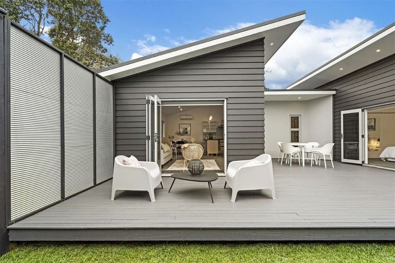 Photo of property in 32a Matipo Road, Mairangi Bay, Auckland, 0630