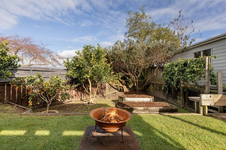 Photo of property in 2 Argyll Road, Greerton, Tauranga, 3112
