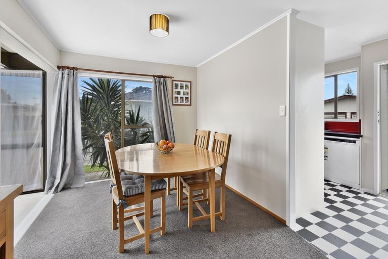 Photo of property in 104 Hillcrest Road, Papatoetoe, Auckland, 2025