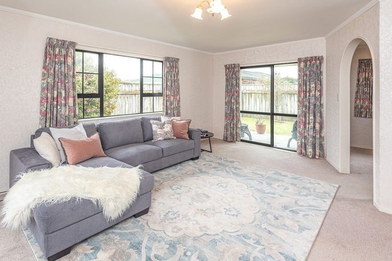 Photo of property in 6a Saint Helens Place, Tawhero, Whanganui, 4501