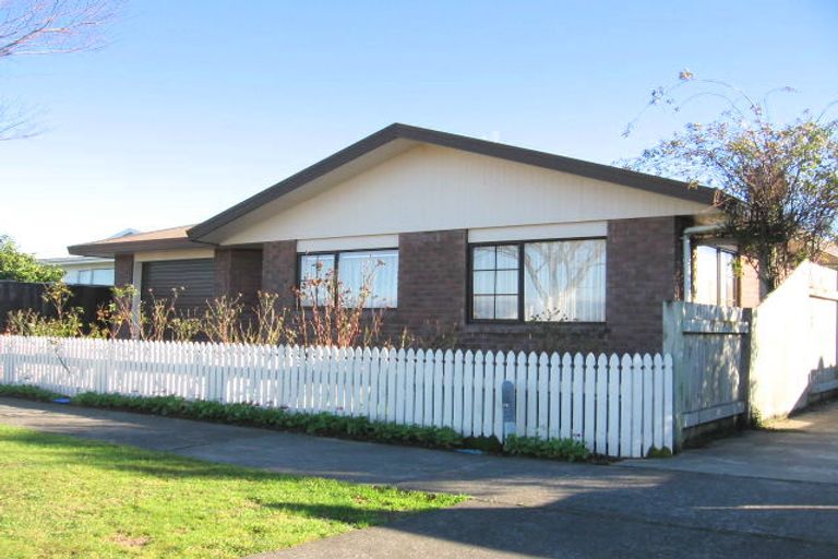 Photo of property in 100a Fairs Road, Milson, Palmerston North, 4414