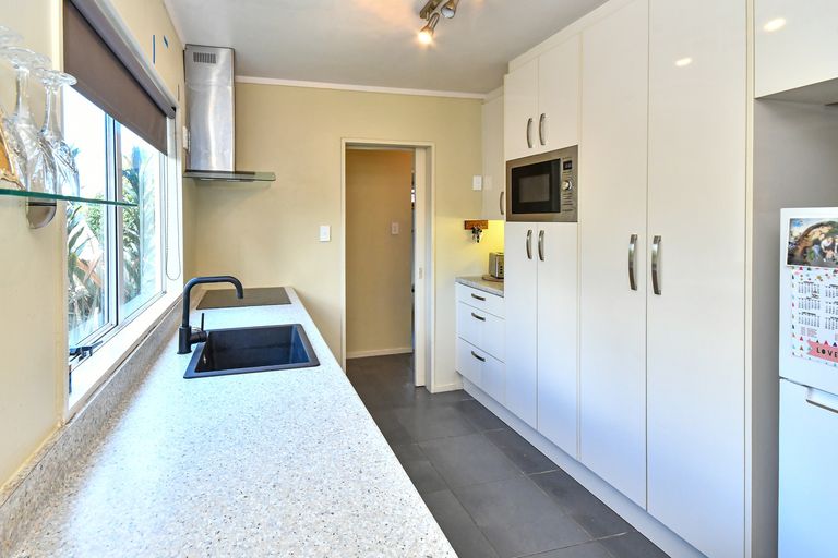 Photo of property in 56b Youngs Road, Papakura, 2110