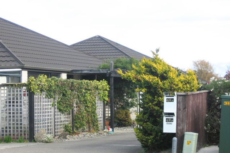 Photo of property in 2/49 Tutanekai Street, Paraparaumu, 5032