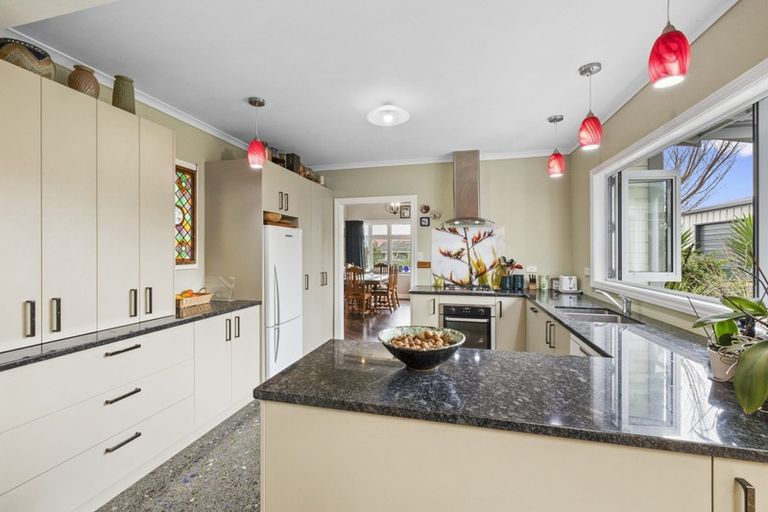 Photo of property in 263 Carrington Street, Vogeltown, New Plymouth, 4310