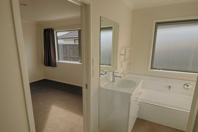 Photo of property in 57 Farnborough Way, Rolleston, 7615