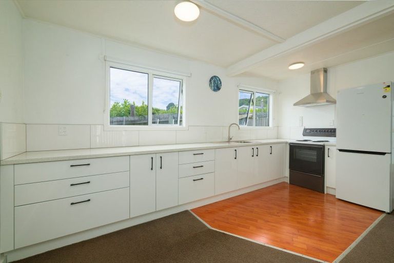 Photo of property in 8/132 Esplanade, Kaikoura, 7300