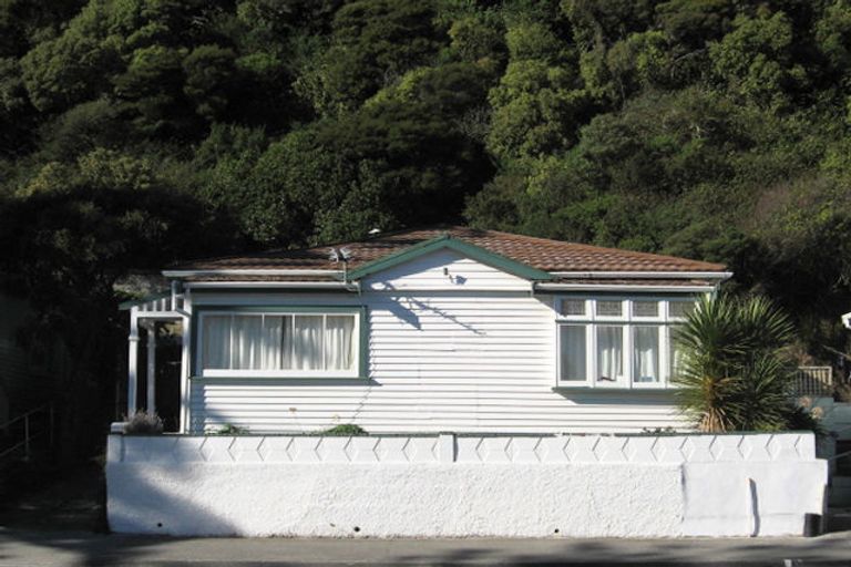 Photo of property in 229 Muritai Road, Eastbourne, Lower Hutt, 5013