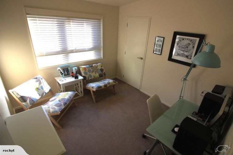 Photo of property in 2/660 Beach Road, Browns Bay, Auckland, 0630