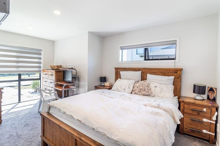 Photo of property in 17 Sapwood Crescent, Takanini, 2110