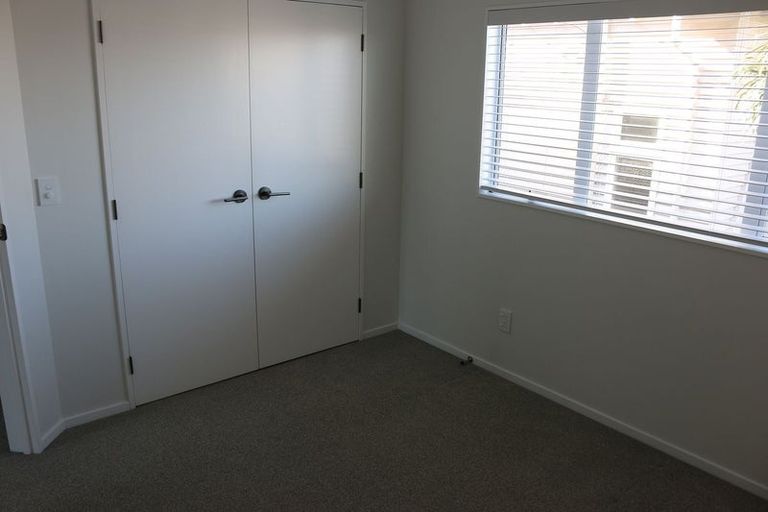 Photo of property in 87 Grant Road, Thorndon, Wellington, 6011