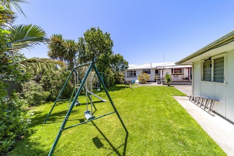 Photo of property in 43 Oldham Avenue, Onekawa, Napier, 4110