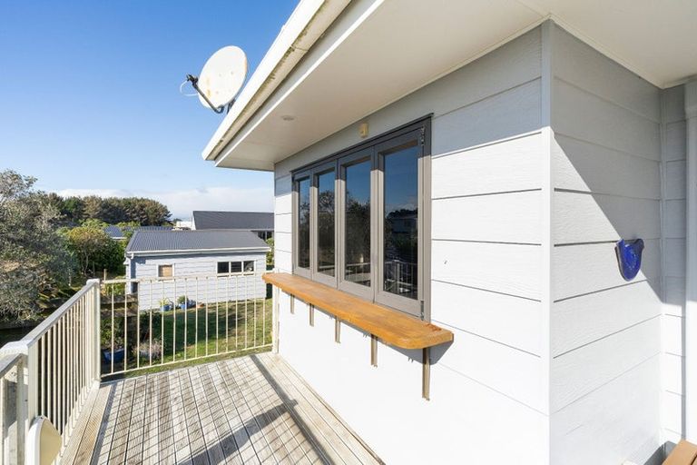 Photo of property in 15 Aranui Avenue, Waitarere Beach, Levin, 5510