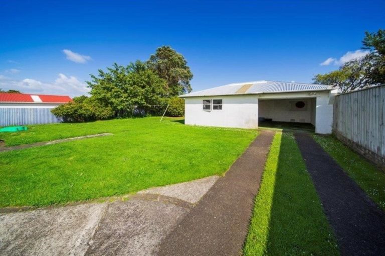 Photo of property in 40 Puriri Street, Hawera, 4610