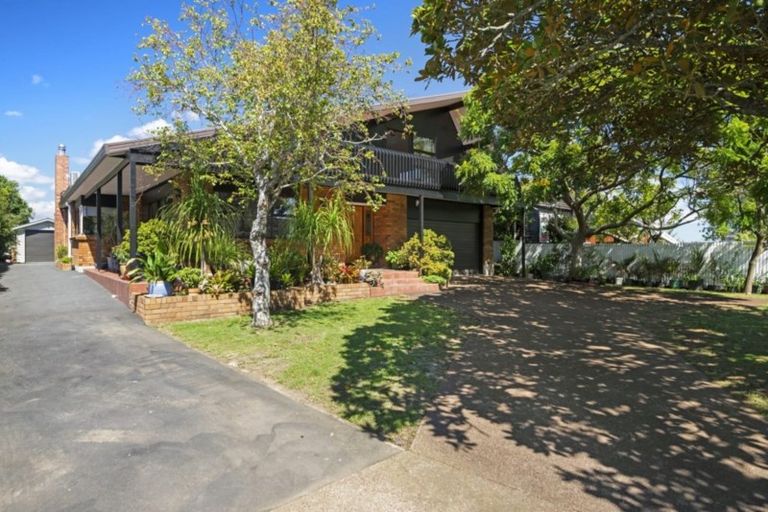 Photo of property in 3 Sale Street, Cockle Bay, Auckland, 2014