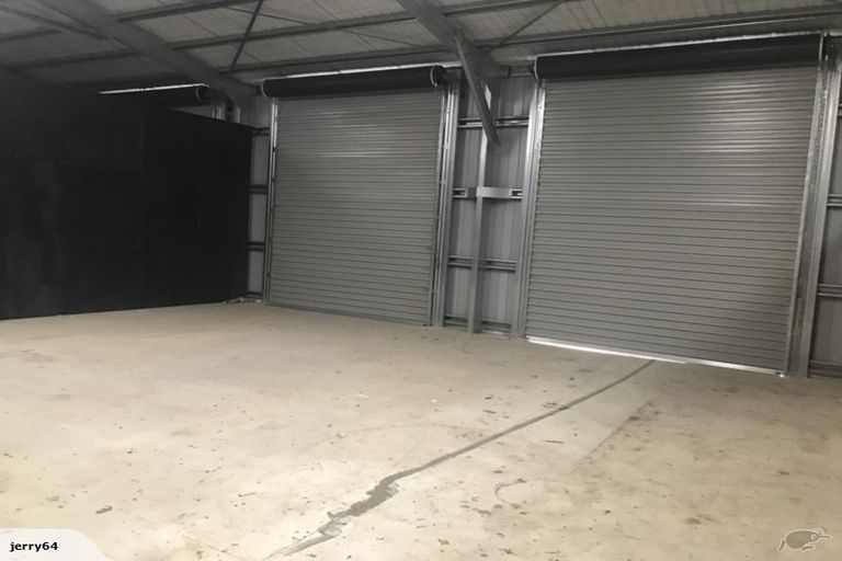 Photo of property in 11 Spedding Road, Whenuapai, Auckland, 0618