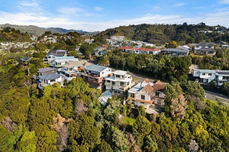 Photo of property in 164 Kahu Road, Paremata, Porirua, 5024