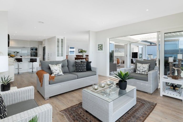 Photo of property in 69 Harbour View Road, Omokoroa, 3114