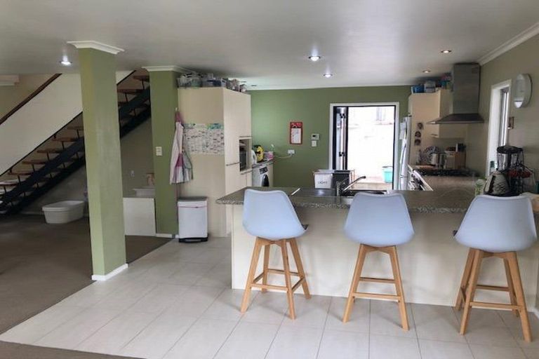 Photo of property in 17 Tercel Place, Sunnyhills, Auckland, 2010