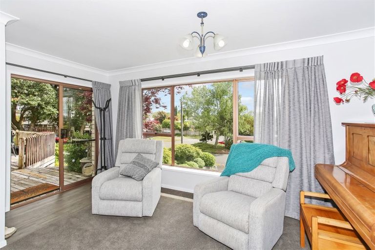 Photo of property in 8 Ashby Place, Pukekohe, 2120