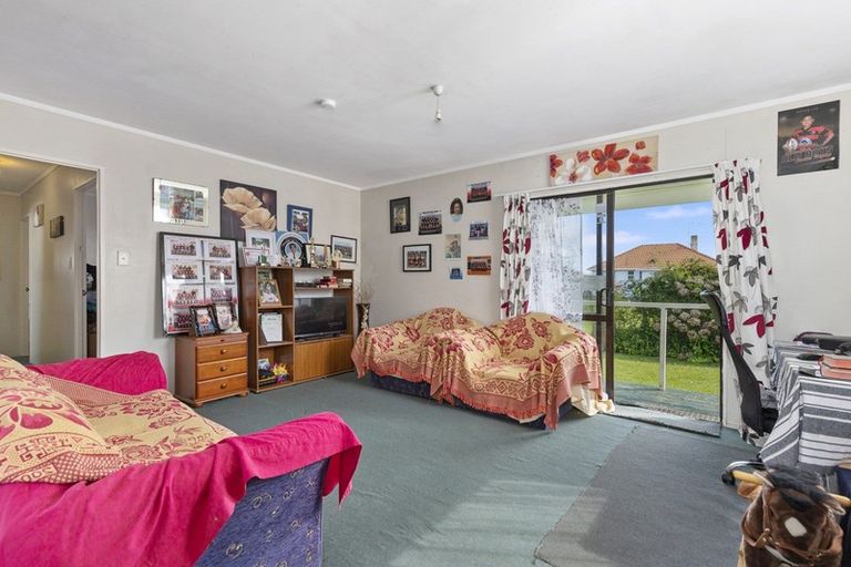 Photo of property in 11a Hockin Place, Fairfield, Hamilton, 3214