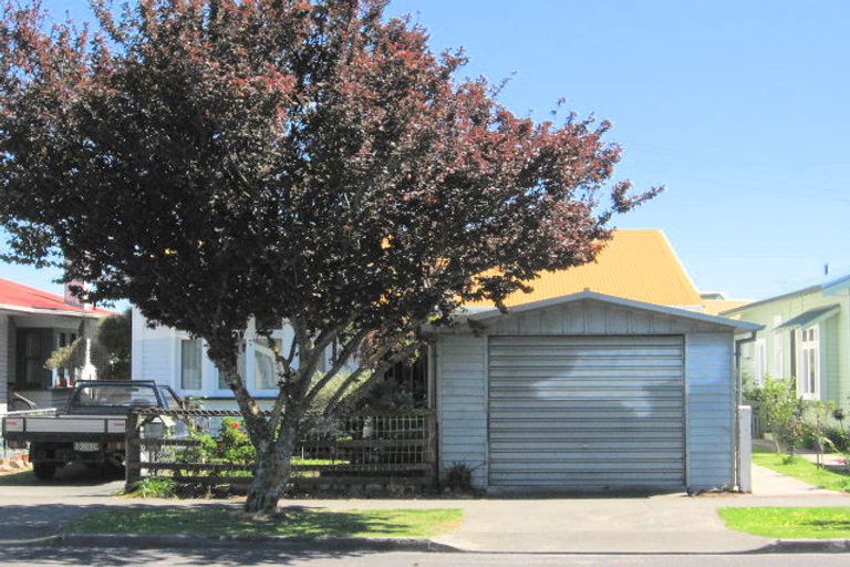 Photo of property in 35 Cobden Street, Gisborne, 4010