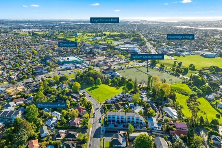 Photo of property in 23 Hutchinsons Road, Bucklands Beach, Auckland, 2014