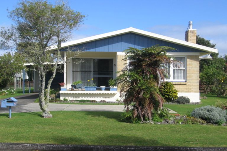 Photo of property in 14 Kowhai Park Road, Maunu, Whangarei, 0110