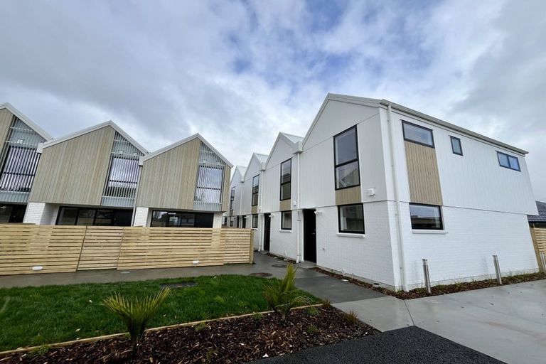 Photo of property in 4/39 Pakuranga Road, Pakuranga, Auckland, 2010