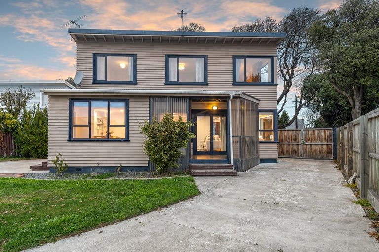 Photo of property in 15 Bramwell Street, Dallington, Christchurch, 8061