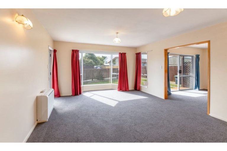 Photo of property in 1/99 Bayswater Crescent, Bromley, Christchurch, 8062