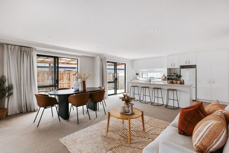 Photo of property in 106 Whakaturou Crescent, Pyes Pa, Tauranga, 3112