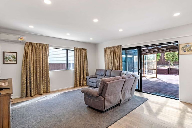 Photo of property in 9 Cooladawson Drive, Flat Bush, Auckland, 2019