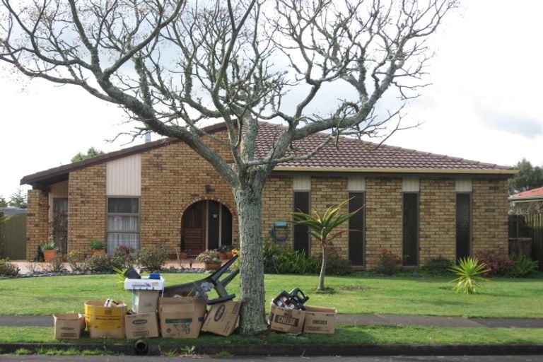 Photo of property in 21 Lakeside Drive, Pahurehure, Papakura, 2113