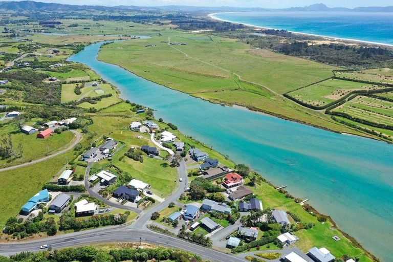 Photo of property in 15 Riverview Place, Waipu, 0582