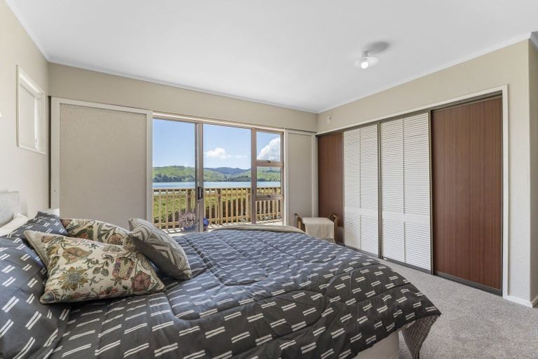 Photo of property in 37 Bosun Terrace, Whitby, Porirua, 5024