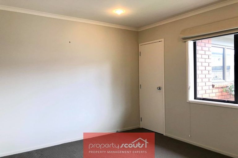 Photo of property in 33a Lismore Street, Strandon, New Plymouth, 4312