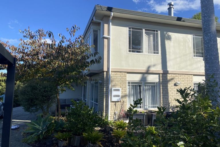 Photo of property in 39 Emlyn Place, Torbay, Auckland, 0630