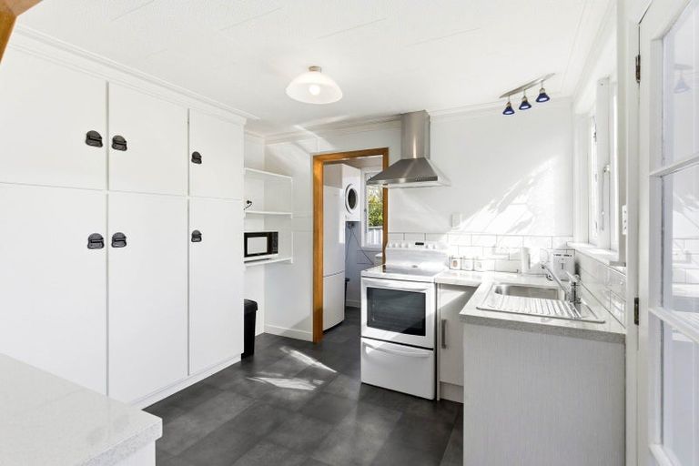 Photo of property in 178 Victoria Road, Saint Clair, Dunedin, 9012