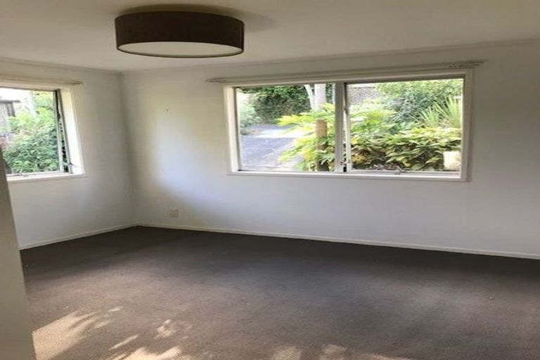 Photo of property in 10 Airey Place, Torbay, Auckland, 0630