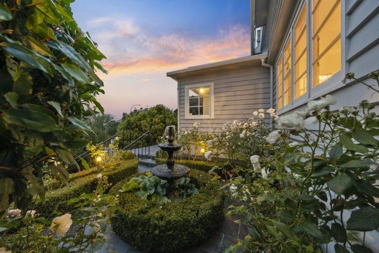 Photo of property in 1 Homewood Avenue, Karori, Wellington, 6012