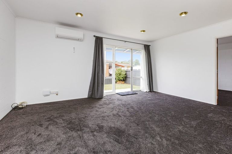 Photo of property in 2/6 Hill Road, Papatoetoe, Auckland, 2025
