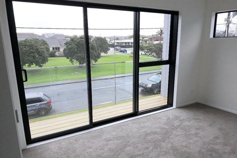 Photo of property in 94d Bay Street, Red Beach, 0932