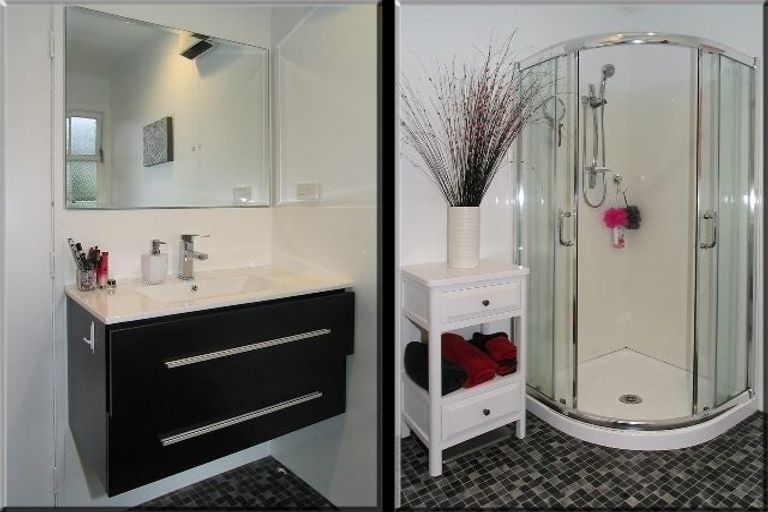 Photo of property in 32 Leadley Lane, Tawa, Wellington, 5028