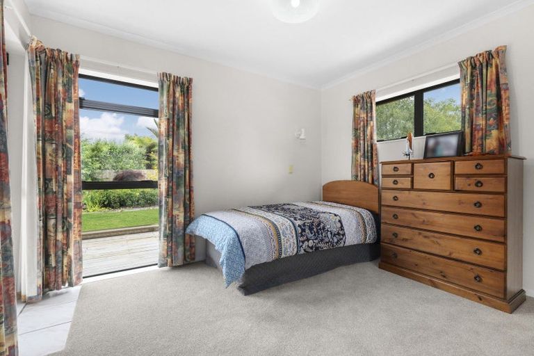 Photo of property in 8 Mark Williams Place, Clevedon, Papakura, 2582