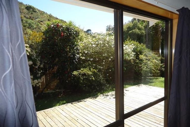 Photo of property in 1 Tedder Way, Karori, Wellington, 6012