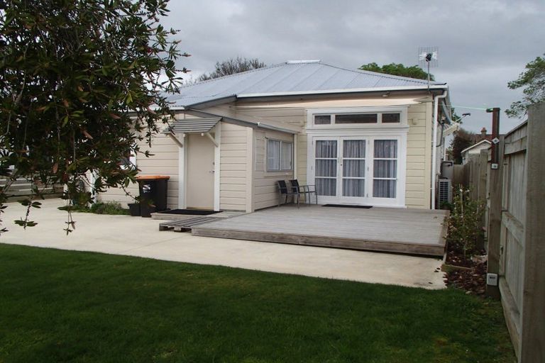 Photo of property in 11 Ada Street, Hokowhitu, Palmerston North, 4410