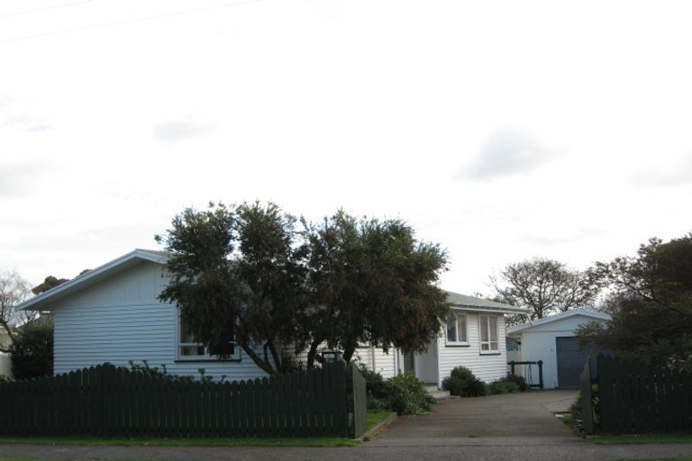 Photo of property in 54 Elliott Crescent, Havelock North, 4130