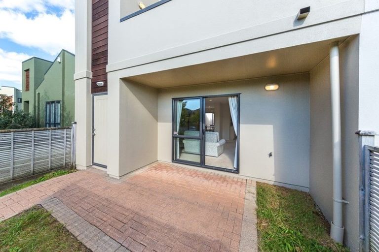 Photo of property in 5 Puma Drive, Golflands, Auckland, 2013