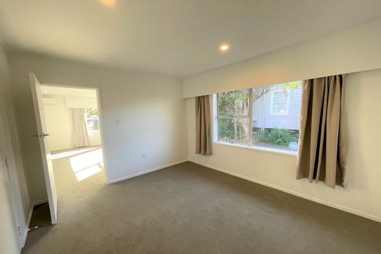 Photo of property in 1/23 Mozeley Avenue, Devonport, Auckland, 0624