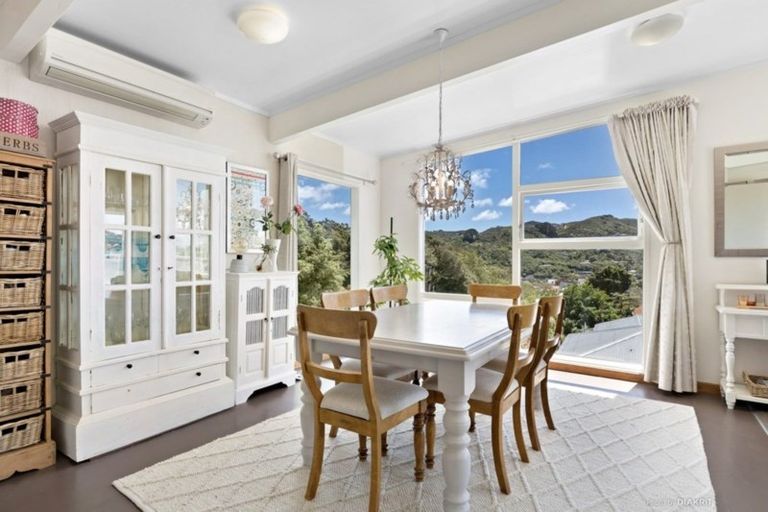 Photo of property in 13 Dasent Street, Karori, Wellington, 6012